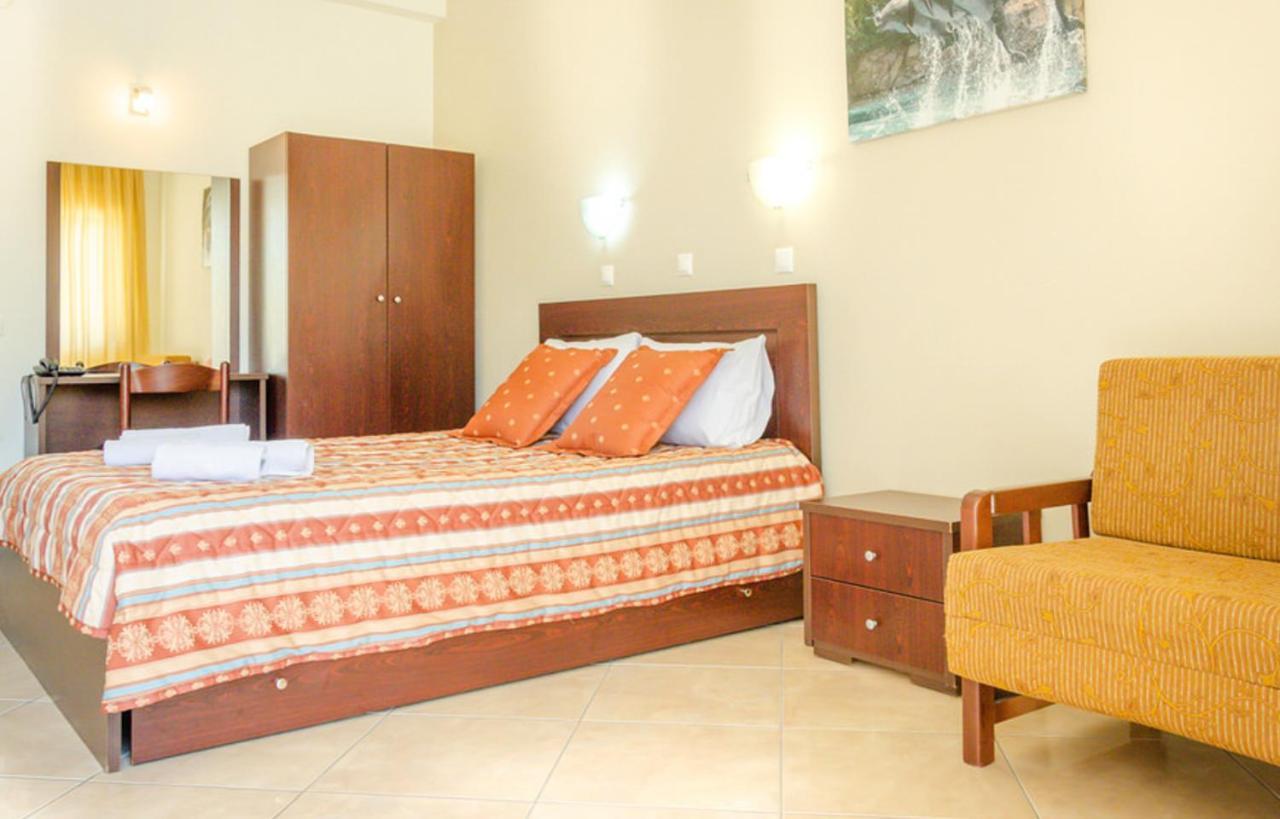Delfini Hotel Скала-Потамиас Экстерьер фото